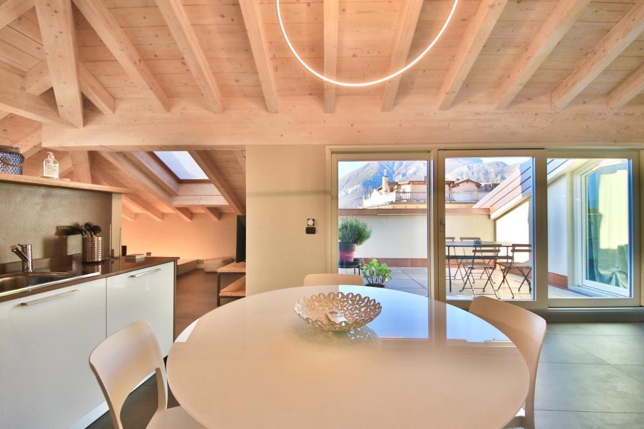 Ferienwohnung Liszt Attic By Klabhouse Bellagio Exterior foto