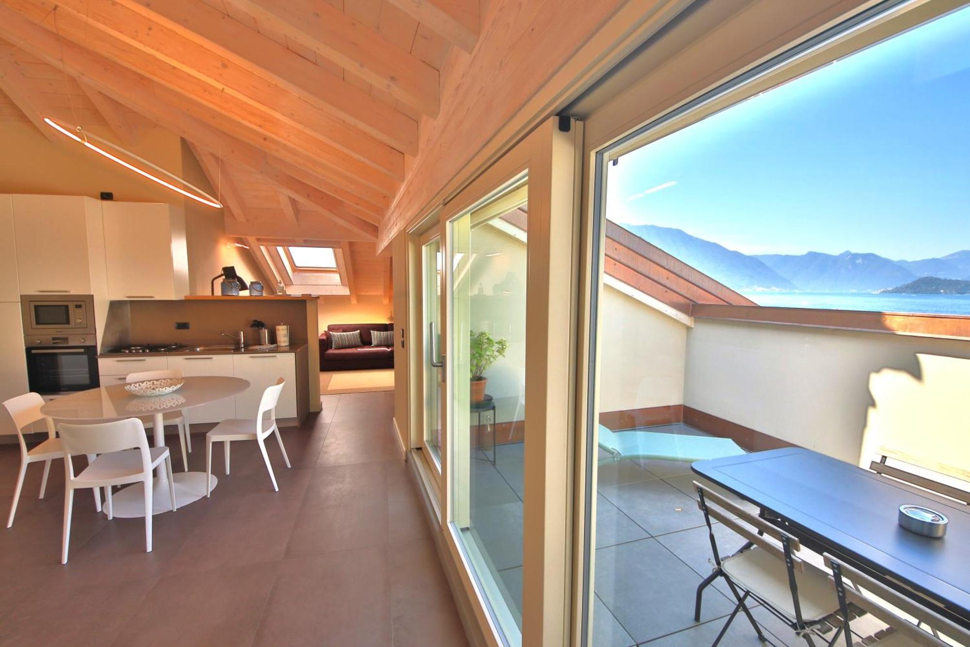 Ferienwohnung Liszt Attic By Klabhouse Bellagio Exterior foto